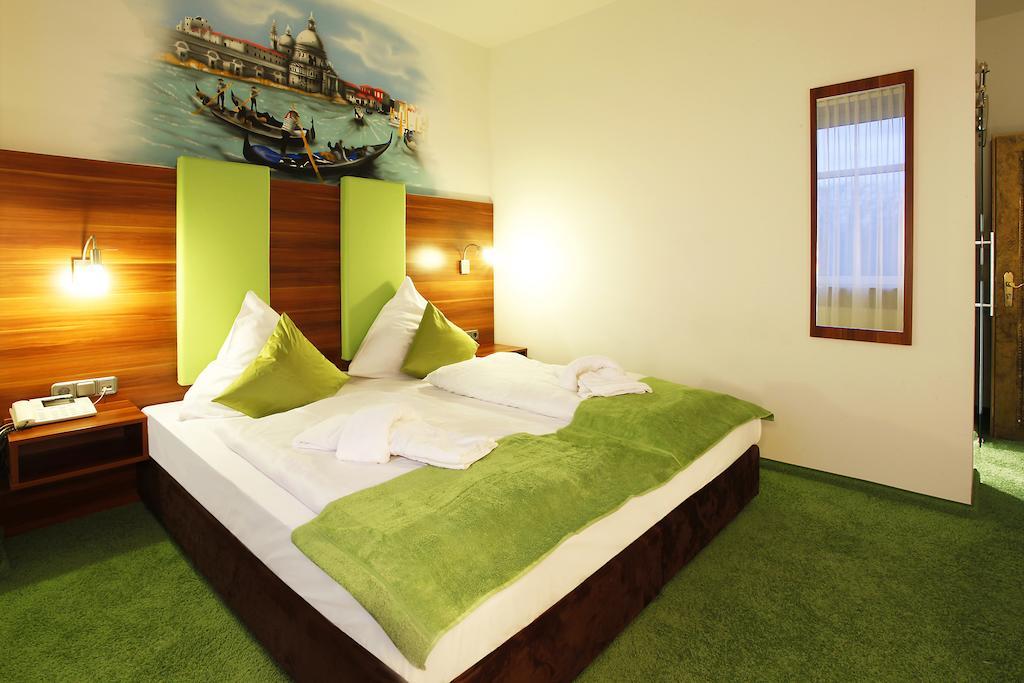 Warsteinerhof By Centro Comfort Koln Ruang foto